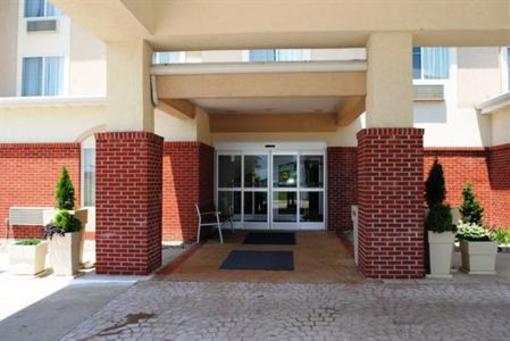 фото отеля Holiday Inn Express Boonville