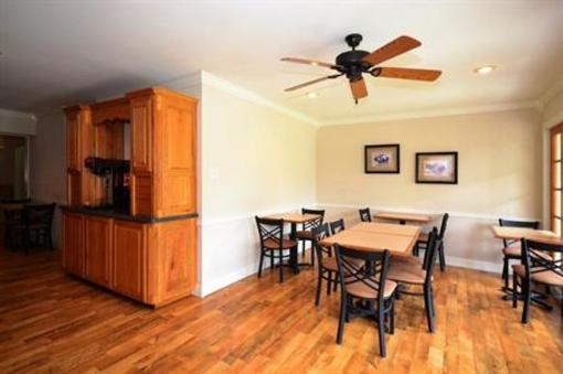 фото отеля Best Western Stagecoach Inn Leesville
