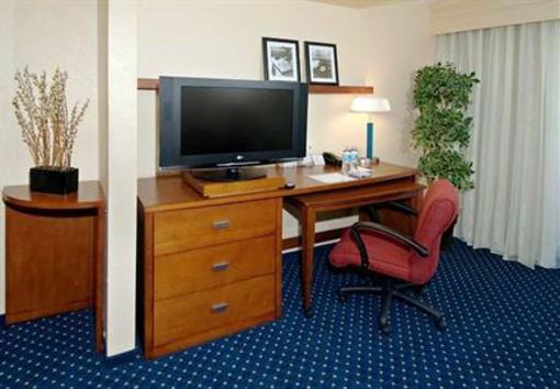 фото отеля Courtyard by Marriott Birmingham Trussville