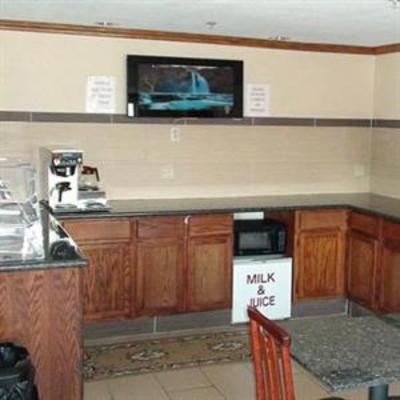 фото отеля Economy Inn North Oklahoma Cty