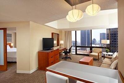 фото отеля The Westin Bonaventure Hotel & Suites