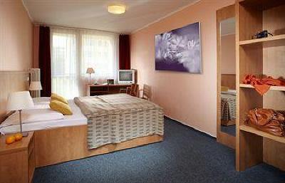 фото отеля Hotel Fortuna West
