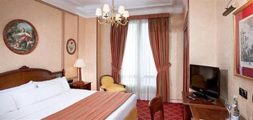 фото отеля Melia Alexander Boutique Hotel