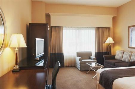 фото отеля Doubletree Hotel Chicago O'Hare Airport Rosemont