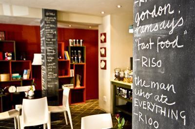 фото отеля Rouge On Rose Boutique Hotel Cape Town