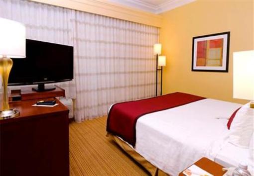 фото отеля Courtyard by Marriott Orlando Lake Mary North