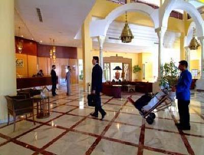 фото отеля Ramada Plaza Tunis