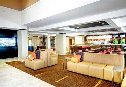 фото отеля Courtyard by Marriott Richmond Chester