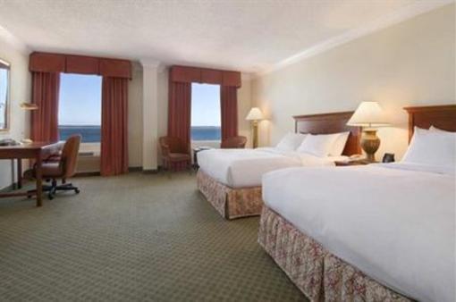фото отеля Hilton Pensacola Beach Gulf Front
