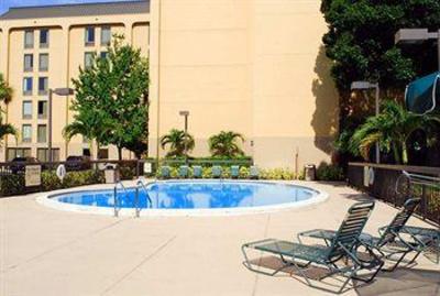 фото отеля Hampton Inn Tampa International Airport / Westshore