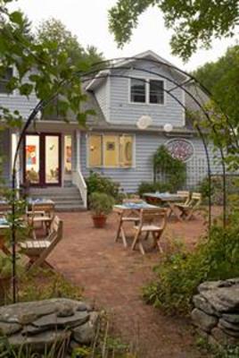 фото отеля Catskill Rose Lodging & Dining