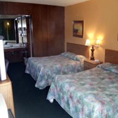 фото отеля Budget Host Village Inn Kirksville