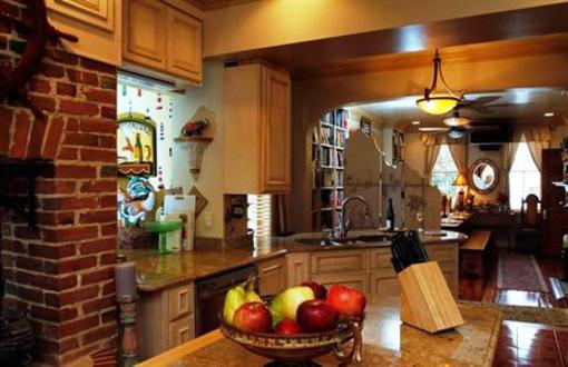 фото отеля Academy Bed and Breakfast