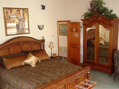 фото отеля Wildwood Canyon Inn