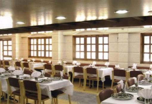 фото отеля Hotel Shreyas Pune