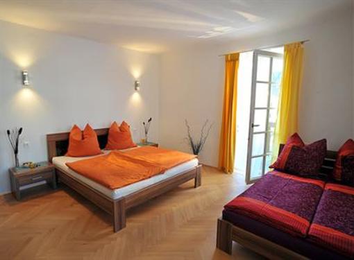 фото отеля Appartements Altes Gericht Hopfgarten im Brixental