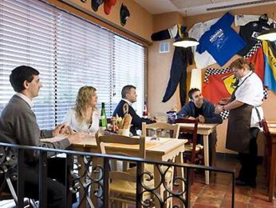 фото отеля Ibis Barcelona Montmelo