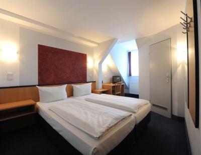 фото отеля Hotel am Peterstor