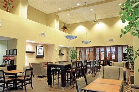 фото отеля Hampton Inn & Suites Flowery Branch