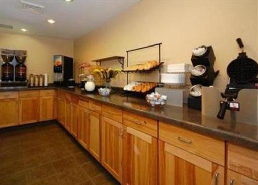 фото отеля Rodeway Inn & Suites Tomahawk