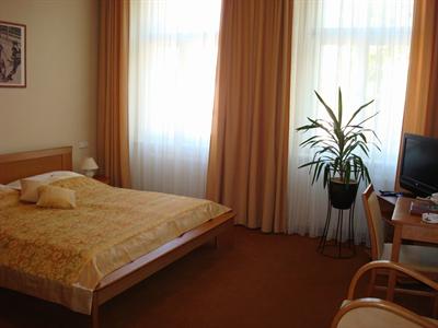 фото отеля Puk Apartmanovy Dum Hotel Beroun