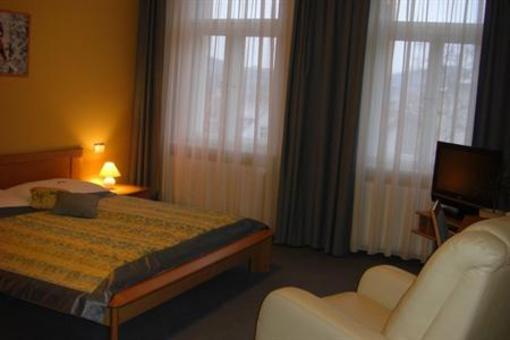 фото отеля Puk Apartmanovy Dum Hotel Beroun