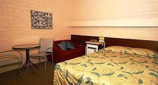 фото отеля Mahogany Motel