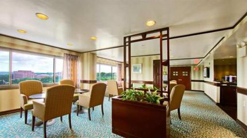 фото отеля Doubletree Fort Lee