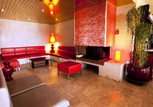фото отеля Hotel Saint Roch Martigues