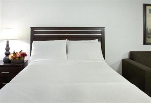 фото отеля Elite City Stays East 46th Street