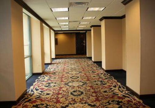 фото отеля Holiday Inn Chicago Oakbrook