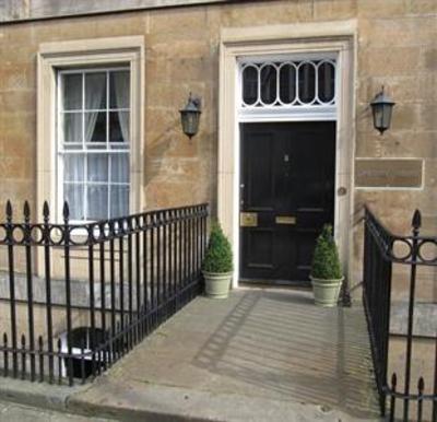 фото отеля Lantern Guest House Edinburgh