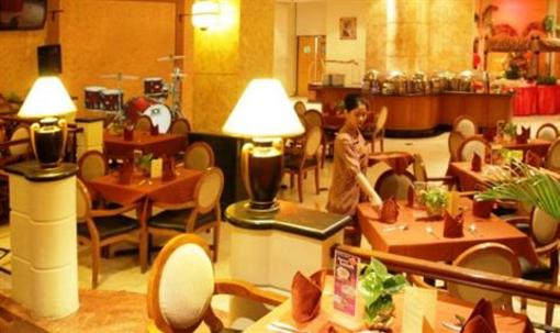 фото отеля Hotel Mega Anggrek
