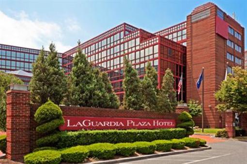 фото отеля LaGuardia Plaza Hotel New York City