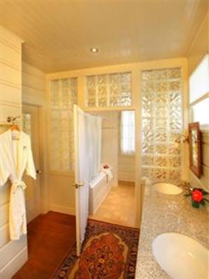 фото отеля Camellia Inn Healdsburg