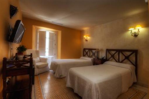 фото отеля Hotel Argantonio