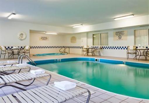 фото отеля Fairfield Inn Valparaiso