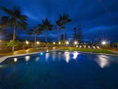 фото отеля South Pacific Resort Hotel
