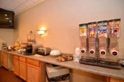 фото отеля BEST WESTERN Naples Inn & Suites