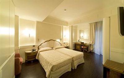 фото отеля Hotel Stendhal Parma