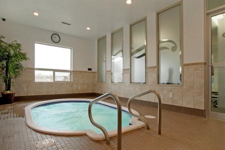 фото отеля BEST WESTERN Bonnyville Inn & Suites