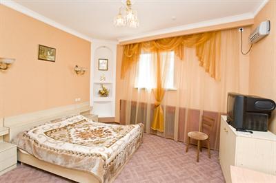 фото отеля Bristol-Central Hotel Taganrog