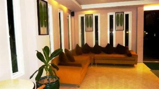 фото отеля Thanthip Villa Phuket