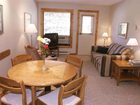 фото отеля Griz Inn Fernie