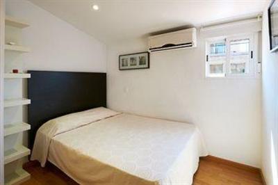 фото отеля Apartamentos Arenal Madrid