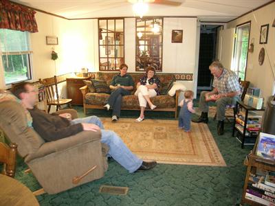 фото отеля Wolf Creek Farm B & B