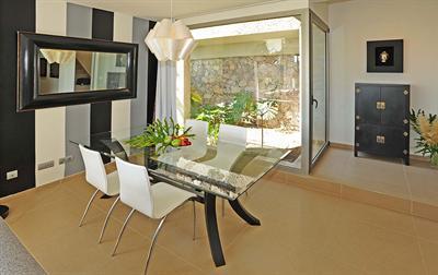 фото отеля Salobre Villas Los Dragos