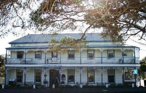 фото отеля Point Lonsdale Guesthouse Hotel