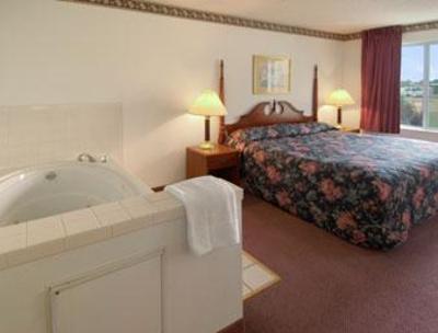 фото отеля Econo Lodge Inn & Suites O'Fallon