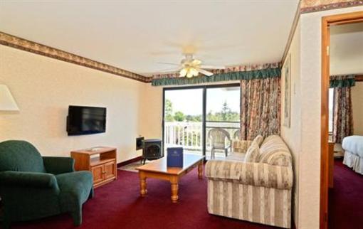 фото отеля BEST WESTERN Friday Harbor Suites